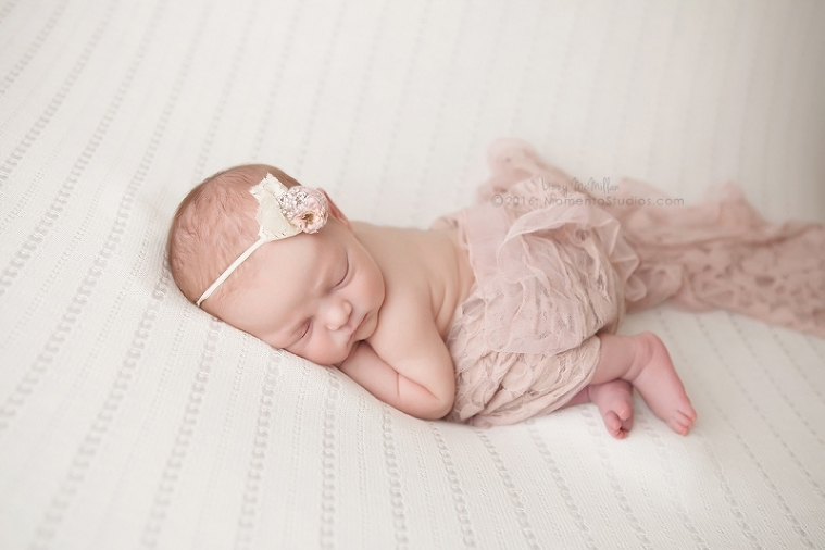 Lizzy McMillan Arizona Newborn Photographer Momento Studios Newborn Girl Phoenix Arizona Mesa Arizona-01