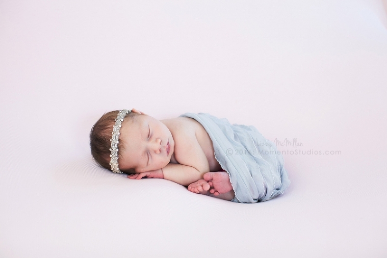 Lizzy McMillan Arizona Newborn Photographer Momento Studios Newborn Girl Phoenix Arizona Mesa Arizona-42